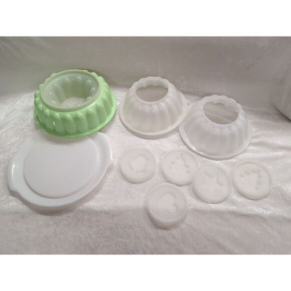 Vtg Tupperware Jello Mold Set Jel-N-Serve Mold 1 Green & 2 White w/ Design Seals - Picture 1 of 7